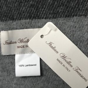 NWT Italy Lambswool Winter scarf Italian Woolen Treasures